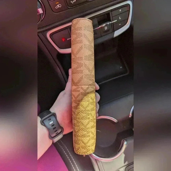 NWT Michael Kors Jet Set Pale Peanut Multi Wallet - Picture 8 of 11